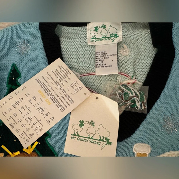 Quacker Factory North Pole Santa Workshop Christmas Sweater Cardigan NWT M *read - Picture 10 of 13